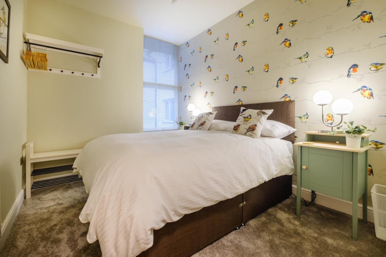 Flat 2, The Old Antiques Warehouse - Free Off-Site Health Club Access With Pool, Sauna, Steam Room & Gym Bowness-on-Windermere Εξωτερικό φωτογραφία