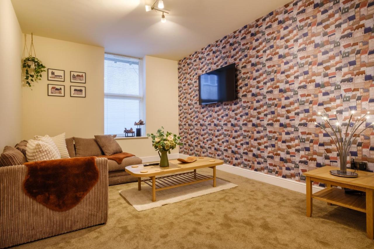 Flat 2, The Old Antiques Warehouse - Free Off-Site Health Club Access With Pool, Sauna, Steam Room & Gym Bowness-on-Windermere Εξωτερικό φωτογραφία